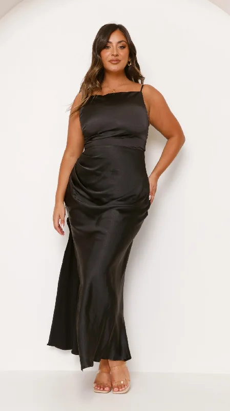 Ava Maxi Dress - Black Cozy Maxi Dress with Slit