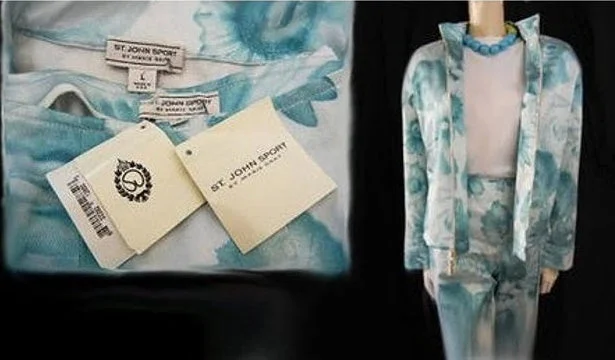 *NEW WITH TAGS - ST. JOHN MARIE GRAY AQUA & WHITE JACKET & SLACKS OUTFIT WITH CHAIN LOGO - NEW WITH TAGS - LARGE Print Jacket Jacquard Jacket Embroidered Jacket *NEW WITH TAGS - ST. JOHN MARIE GRAY AQUA & WHITE JACKET & SLACKS OUTFIT WITH CHAIN LOGO - NEW WITH TAGS - LARGE Print Jacket Jacquard Jacket Embroidered Jacket